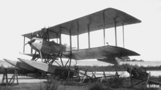 Friedrichshafen F.F.49 på standplads (foto fra: Brian Bøgedahl Gadegaard)